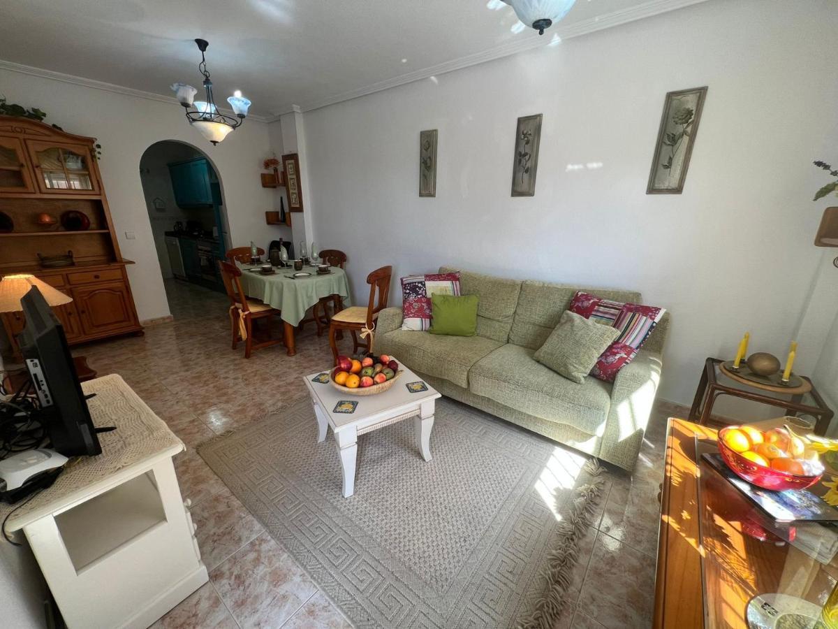 אוריהואלה Apartment Elaine La Zenia מראה חיצוני תמונה